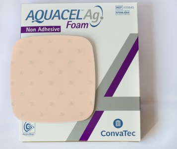 replant_convatec_Aquacel_Ag_Foam_nem_tapado2